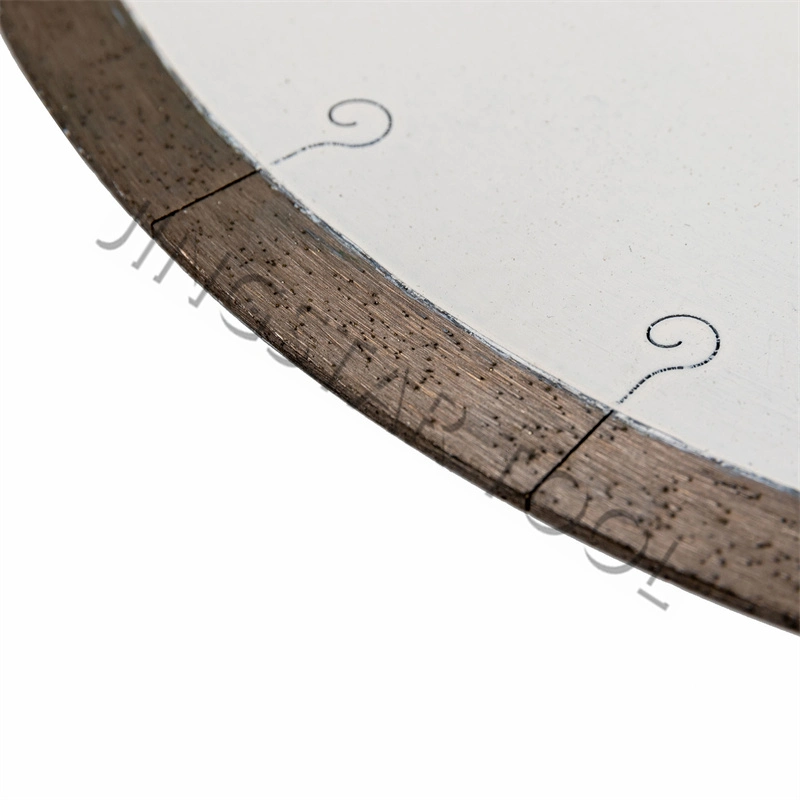 D125 Diamond Tools Hot Pressed Diamond Saw Blades of Sintered Segmented Shape for Granite Processing